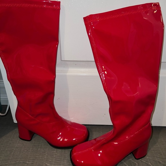 Ellie Brand Red Vinyl GoGo Boots Size 7 - Picture 4 of 14
